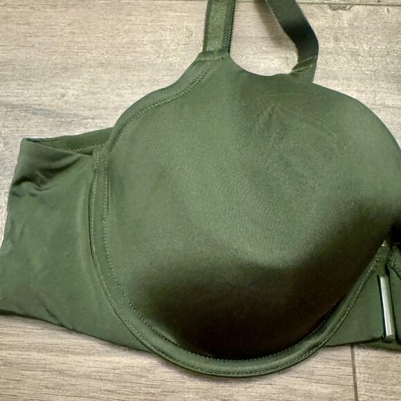 Torrid Curve Lightly Lined T-Shirt Bra | 40B | NWT - Picture 3 of 10
